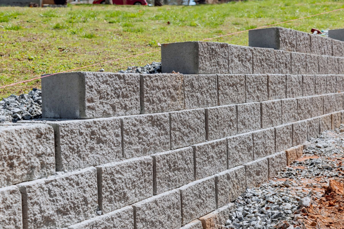 Concrete retaining walls
